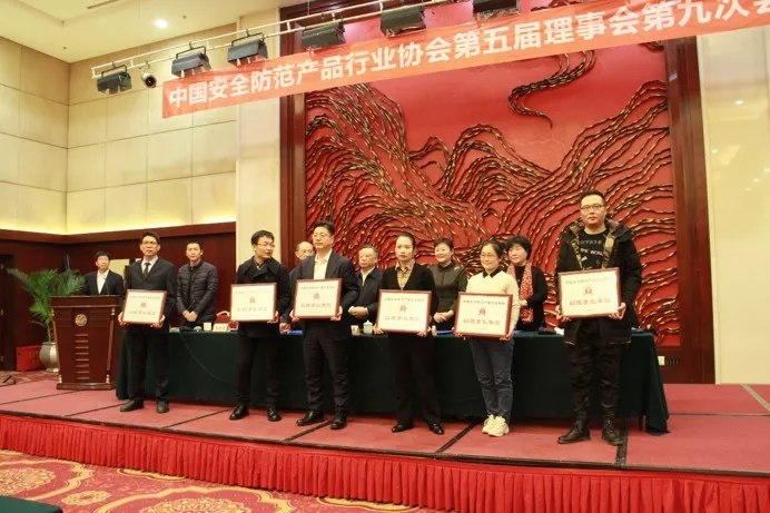 640.webp (3).jpg